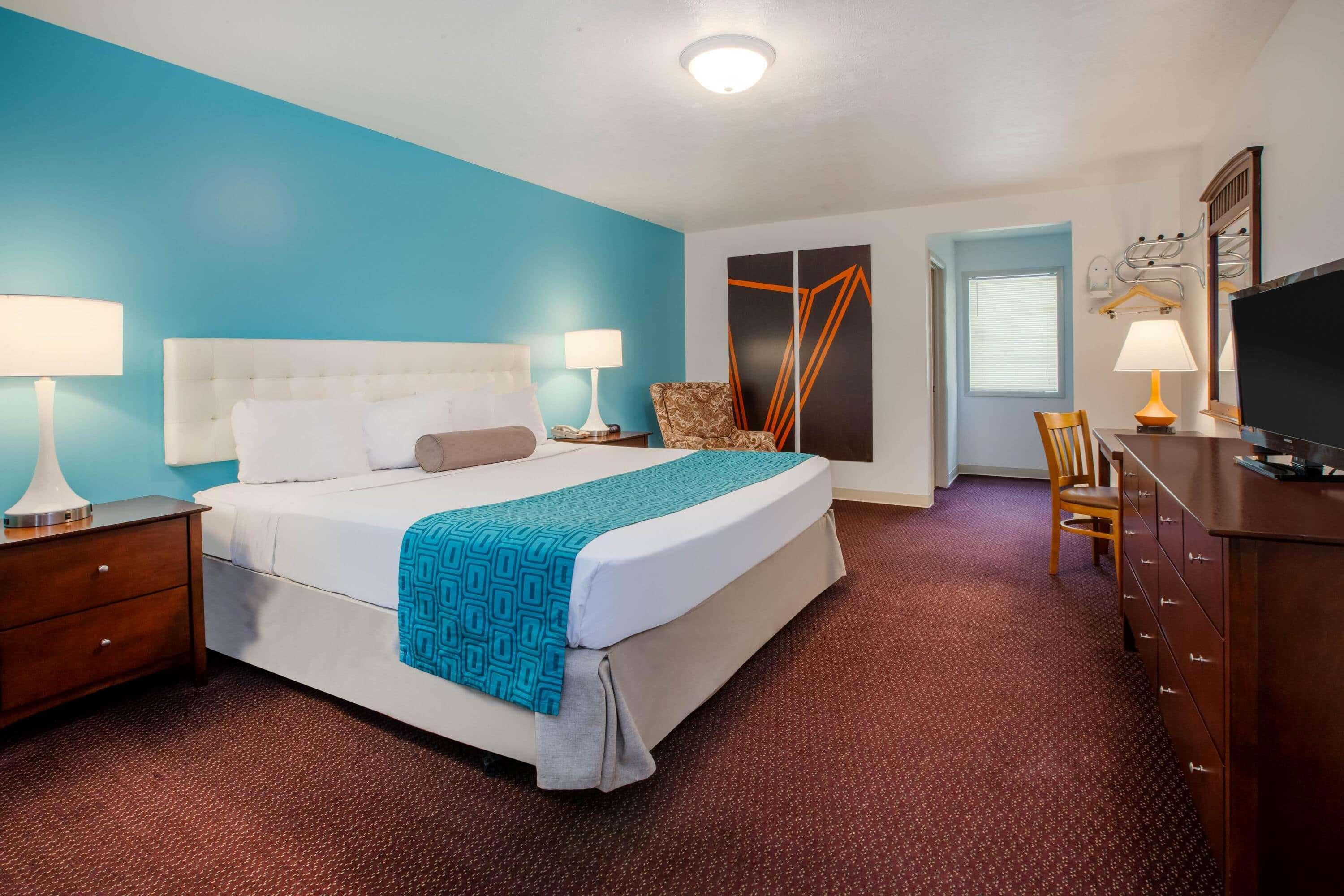 Howard Johnson By Wyndham Traverse City Bagian luar foto